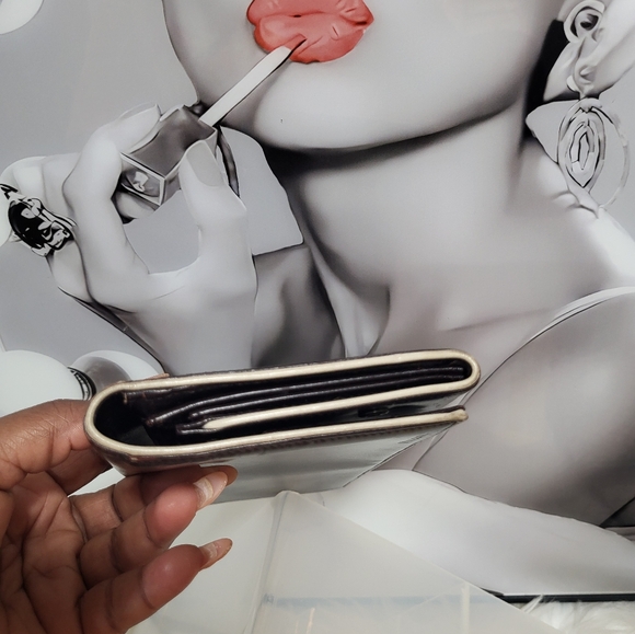 Prada Milano wallet❤️ 107 - Picture 3 of 9